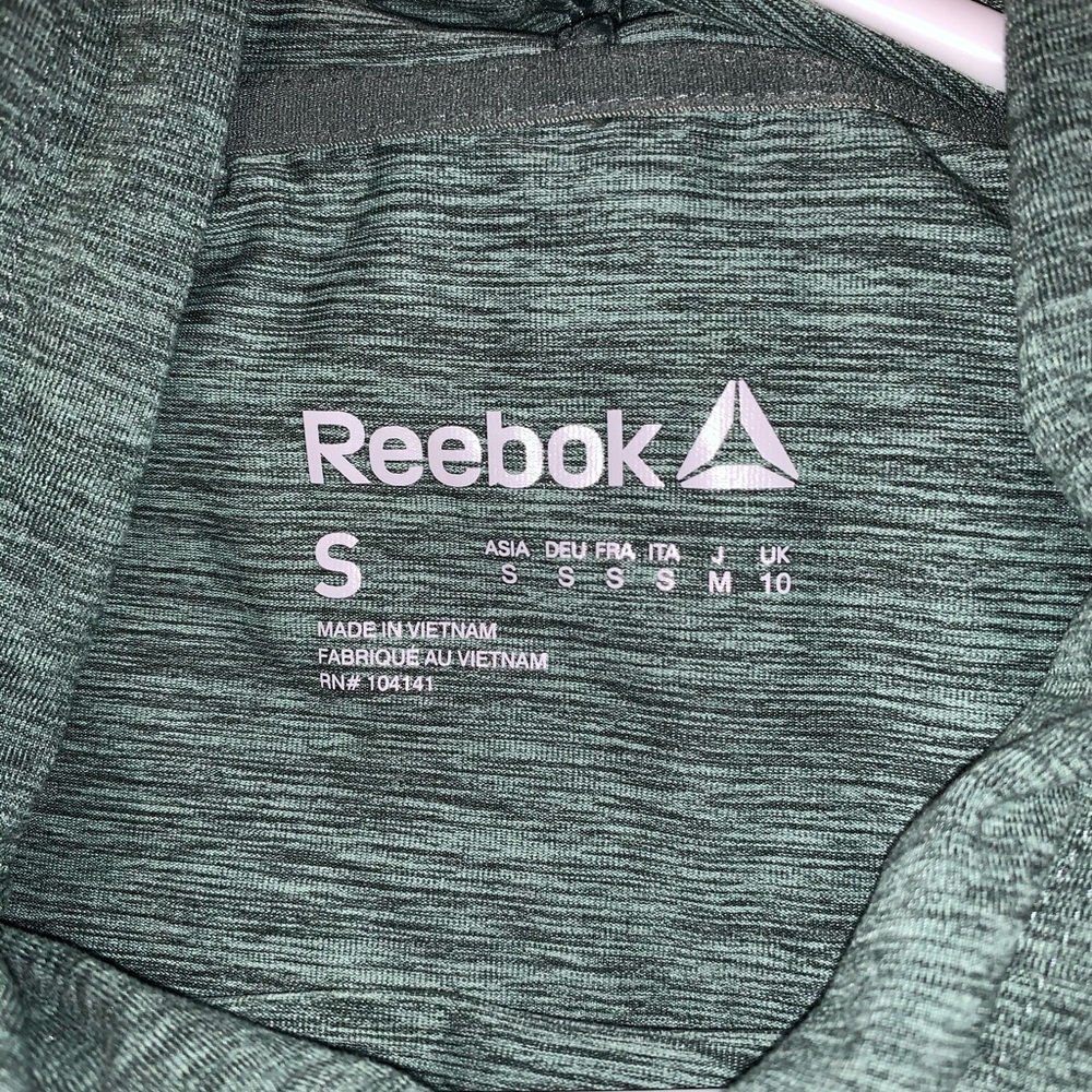work out top - Picture 3 of 5